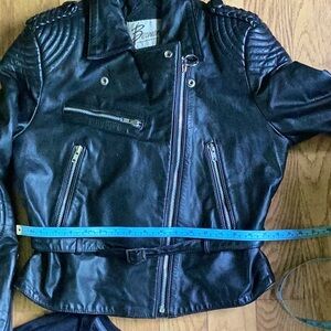 🖤 Vintage 70’s BLACK Berman’s NYC Leather Motorcycle Jacket  😎
